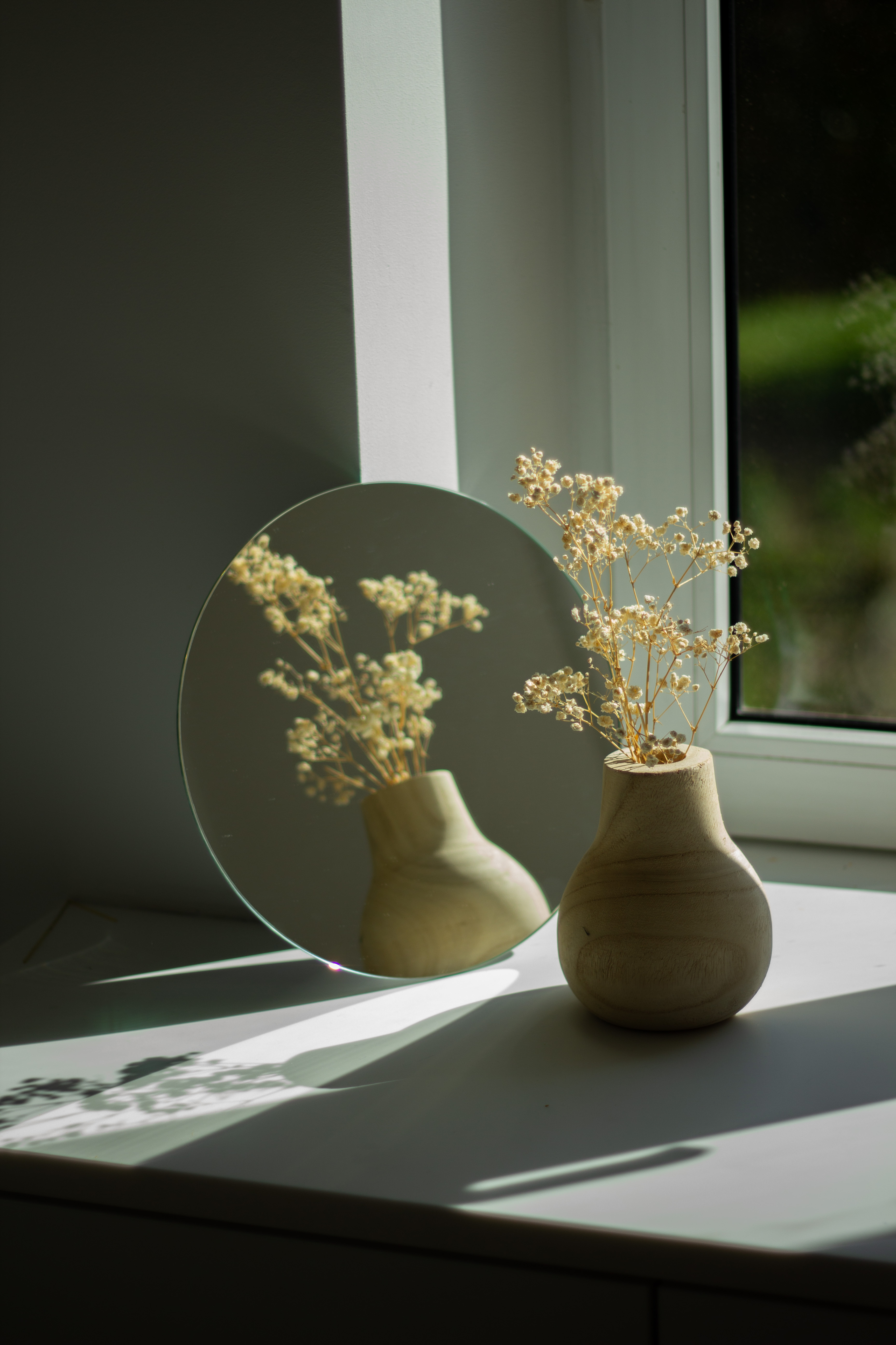 Rośliny w biurze 2.0 – jak suszone i stabilizowane kompozycje wpływają na koncentrację i kreatywność?